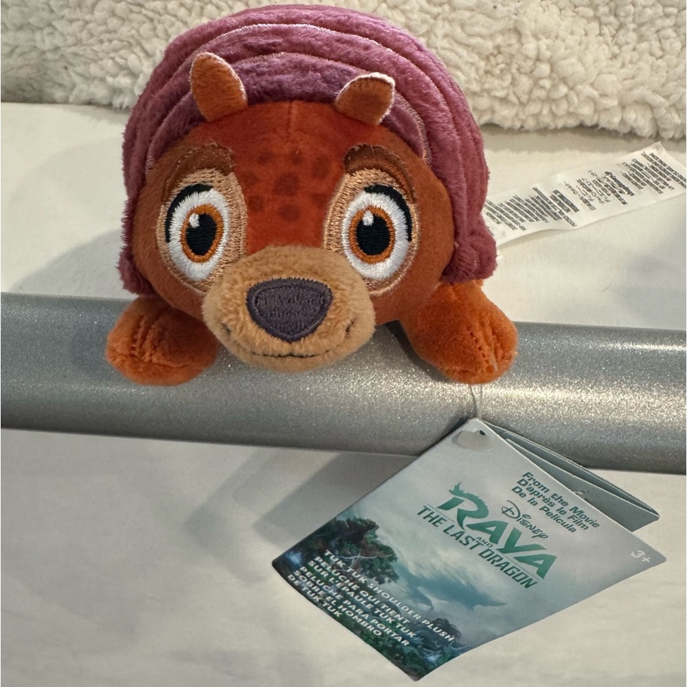 Disney Tuk Tuk From Raya And The Last Dragon Shoulder Plush Magnet Costume